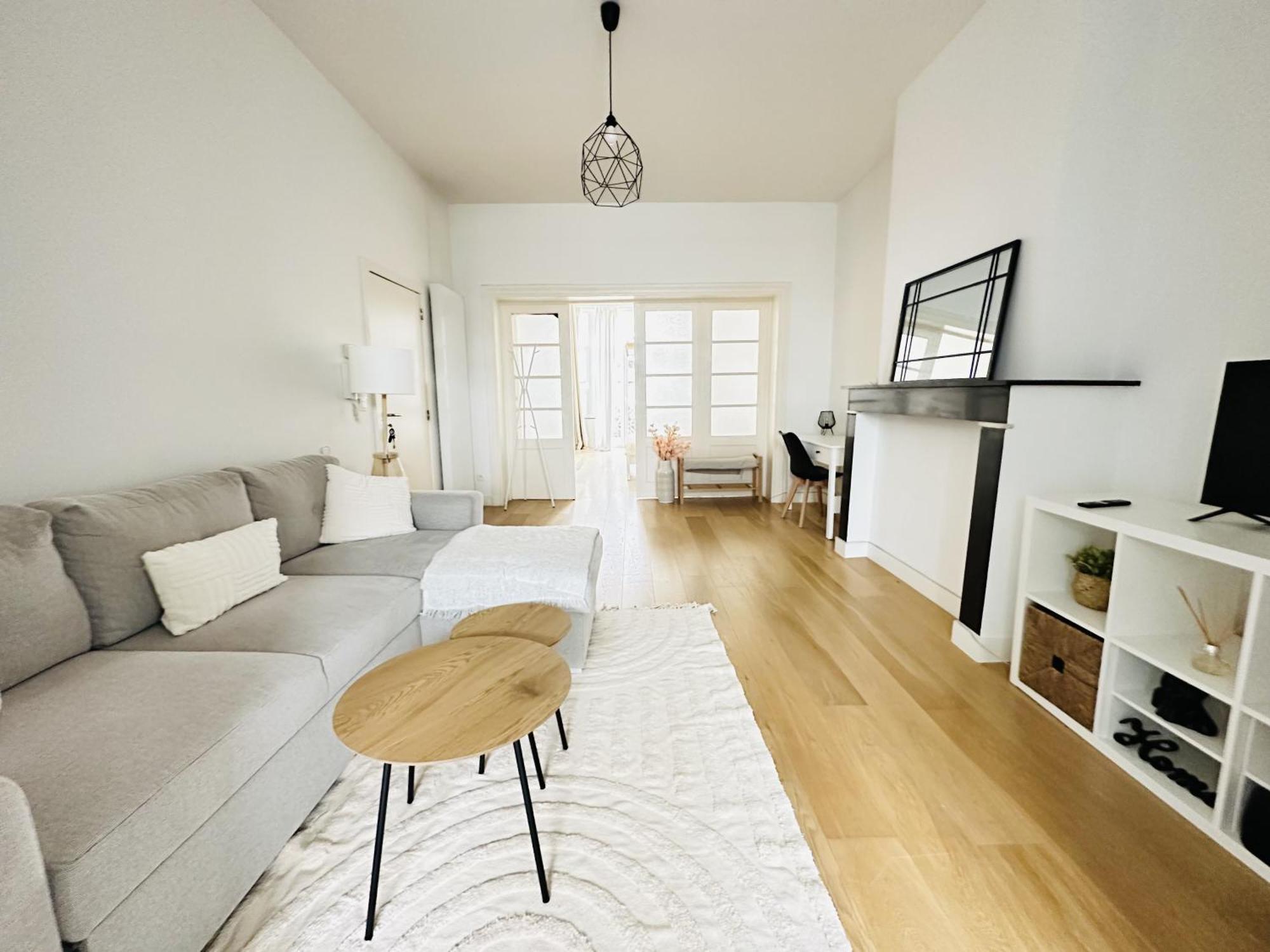 Апартаменты Trendy Flat In Брюссель Экстерьер фото